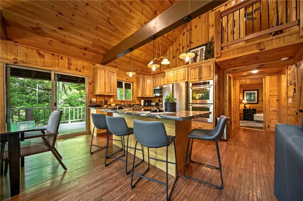 469 Lake Drive Ellijay, GA 30536
