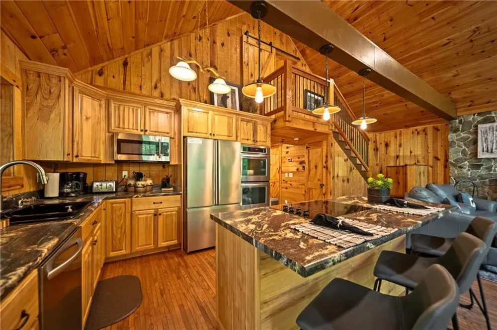 469 Lake Drive Ellijay, GA 30536