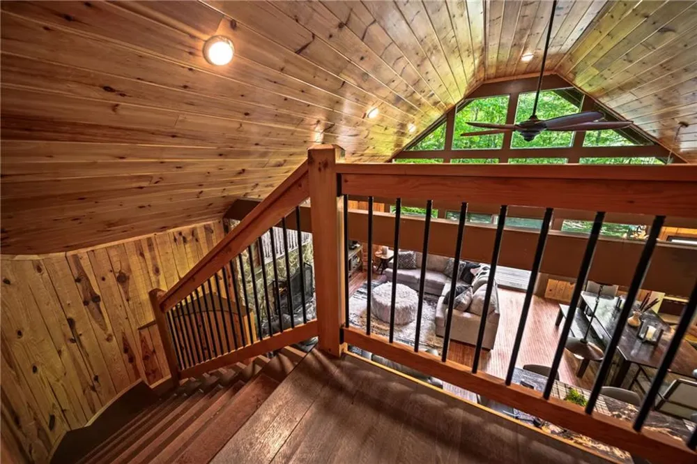 469 Lake Drive Ellijay, GA 30536