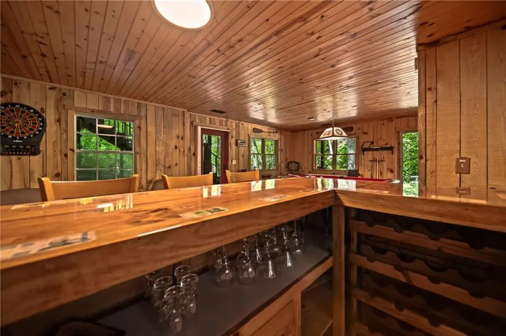 469 Lake Drive Ellijay, GA 30536