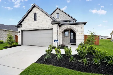 2915 Orchard Park Lane