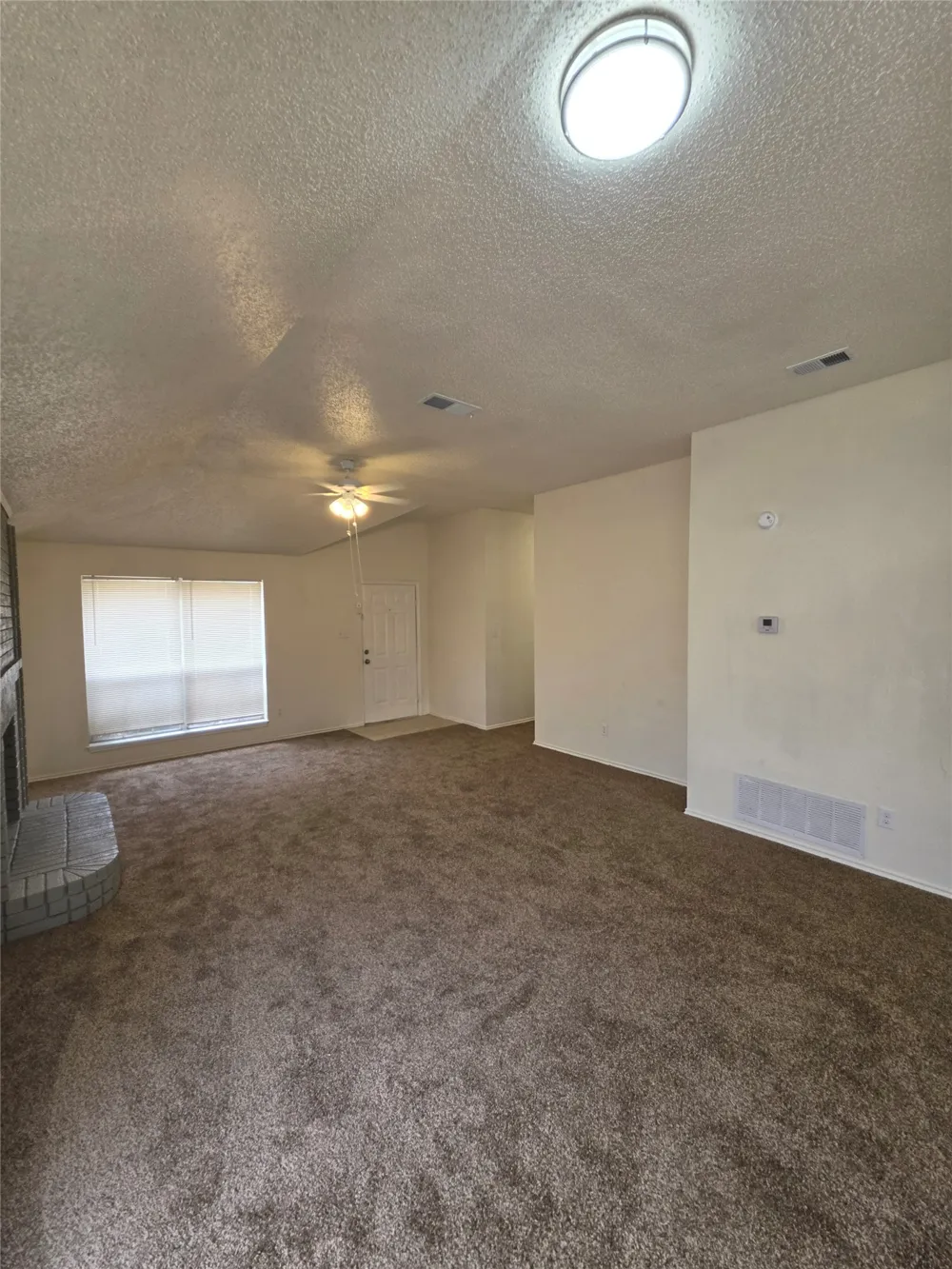 1105 Rosewood Lane Lancaster, TX 75146