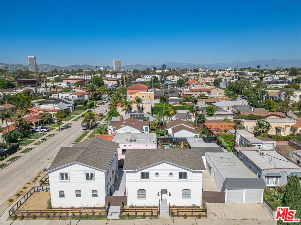 5317 Saturn Street Los Angeles, CA 90019