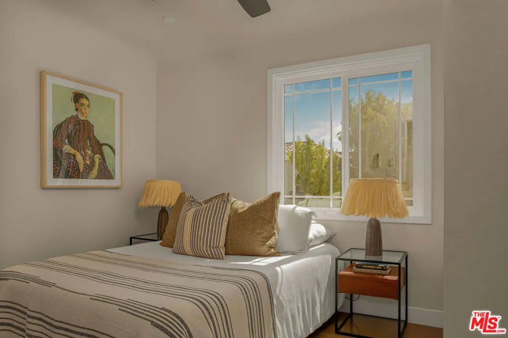 5317 Saturn Street Los Angeles, CA 90019