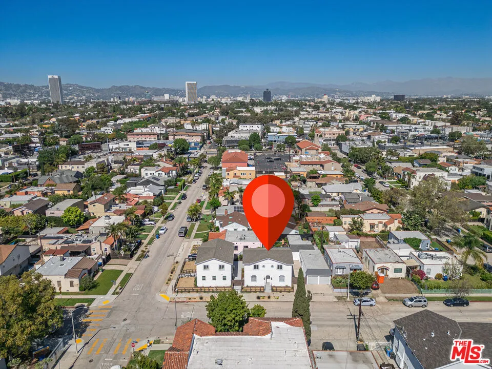 5317 Saturn Street Los Angeles, CA 90019