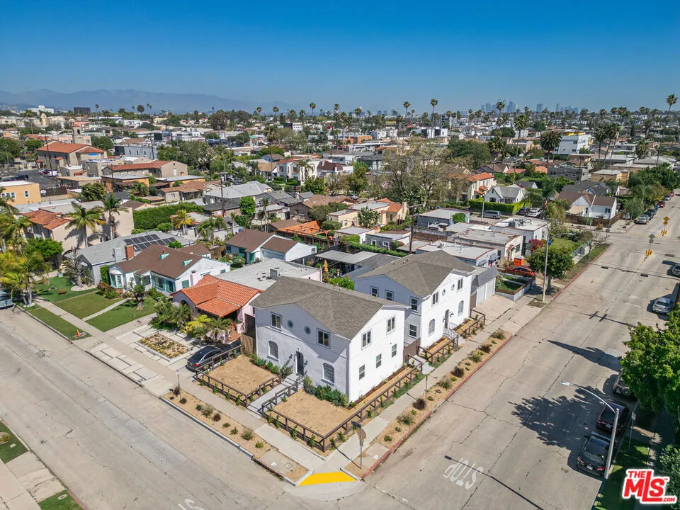 5317 Saturn Street Los Angeles, CA 90019