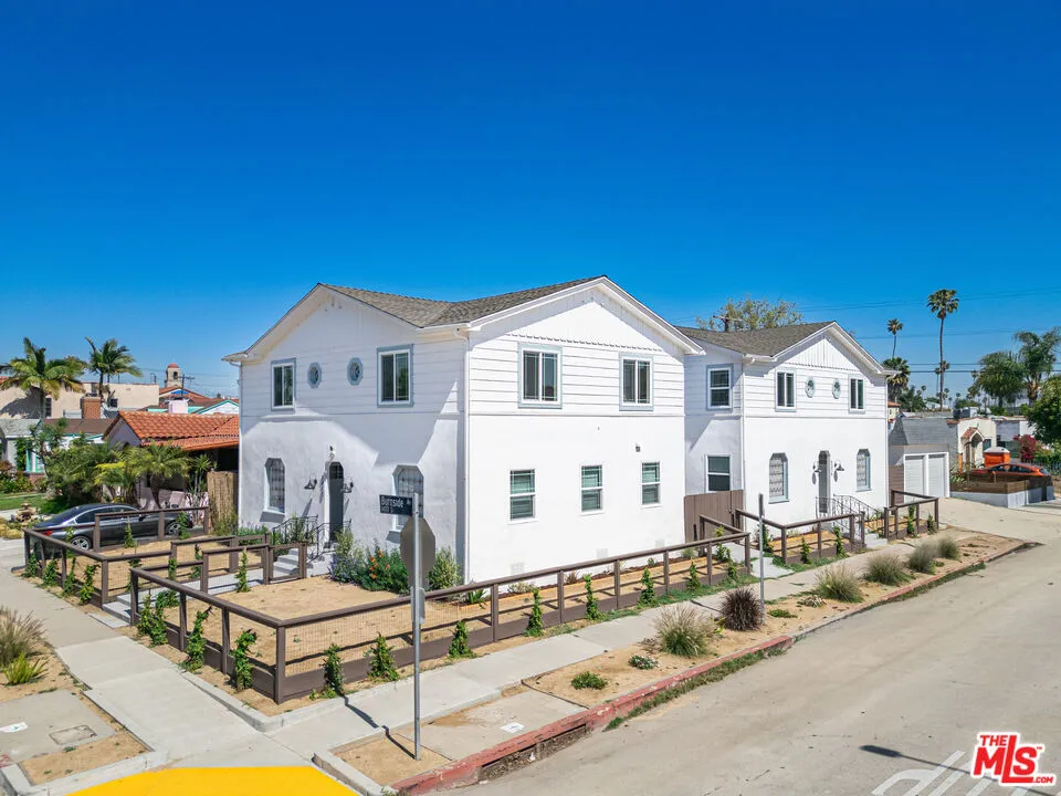 5317 Saturn Street Los Angeles, CA 90019