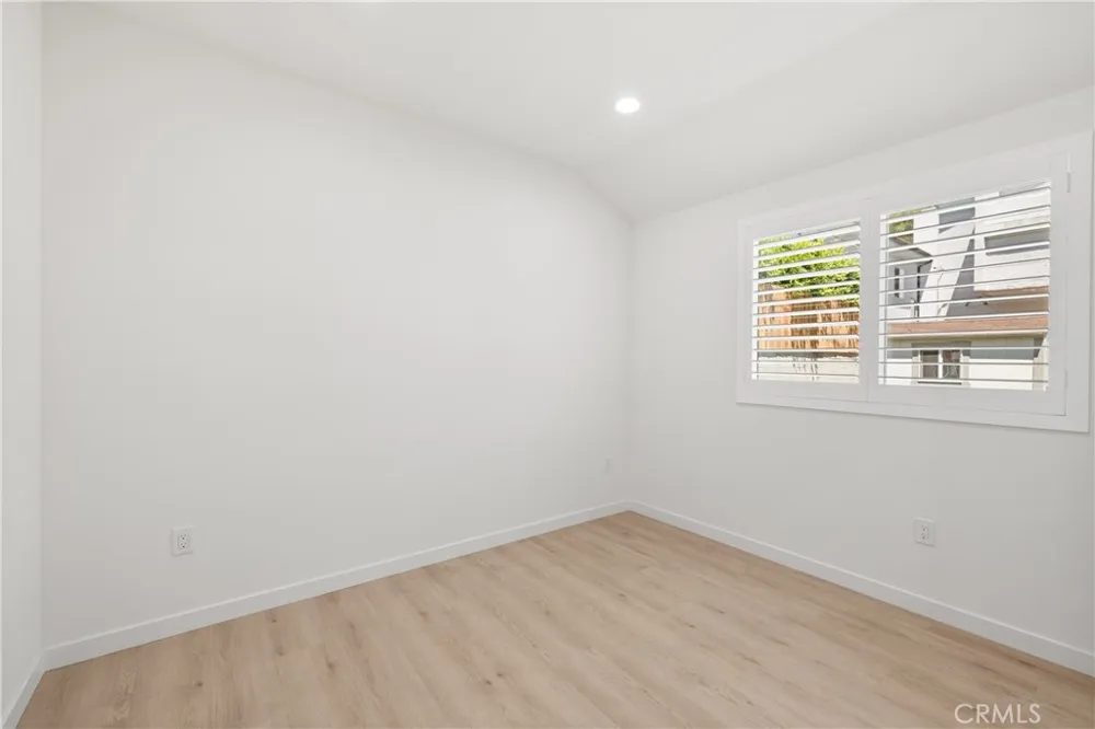 15030 Hesby Street Sherman Oaks, CA 91403