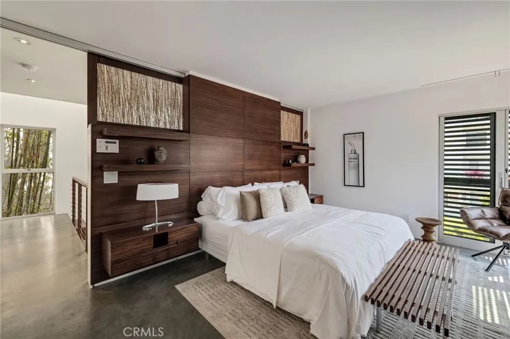 27 Driftwood Street Marina del Rey, CA 90292