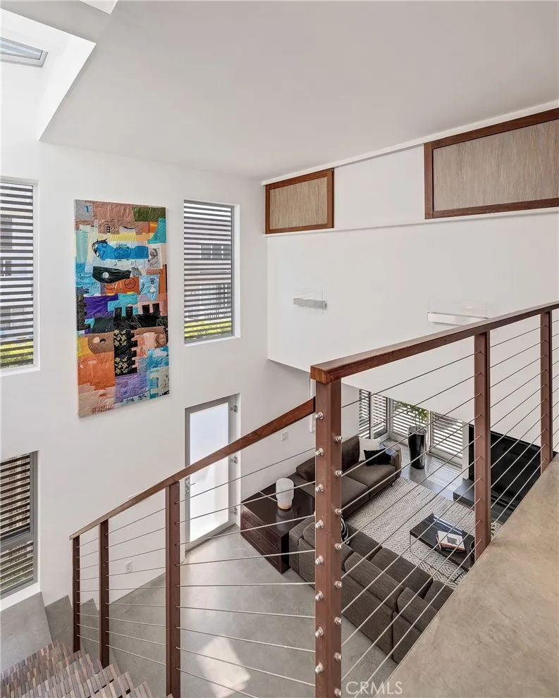 27 Driftwood Street Marina del Rey, CA 90292