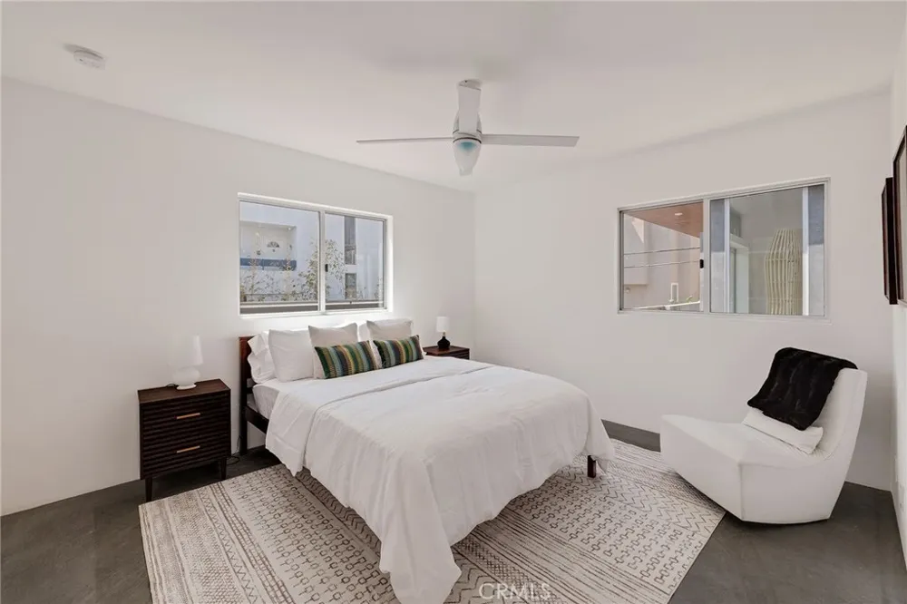 27 Driftwood Street Marina del Rey, CA 90292