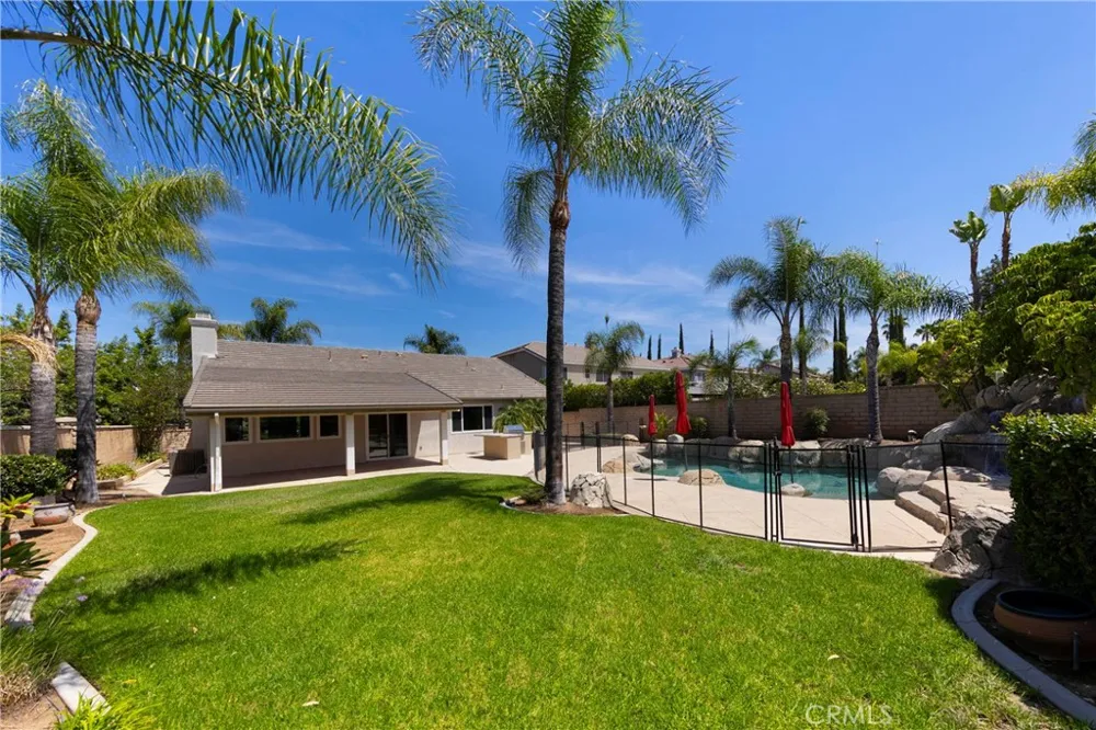 1806 Willowbluff Drive Corona, CA 92883