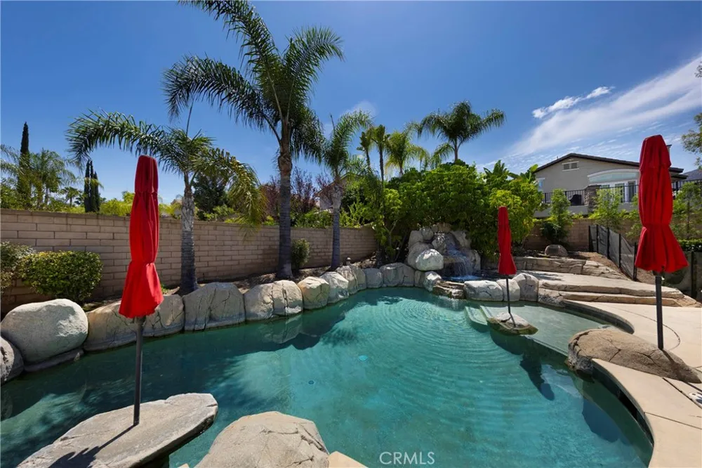 1806 Willowbluff Drive Corona, CA 92883