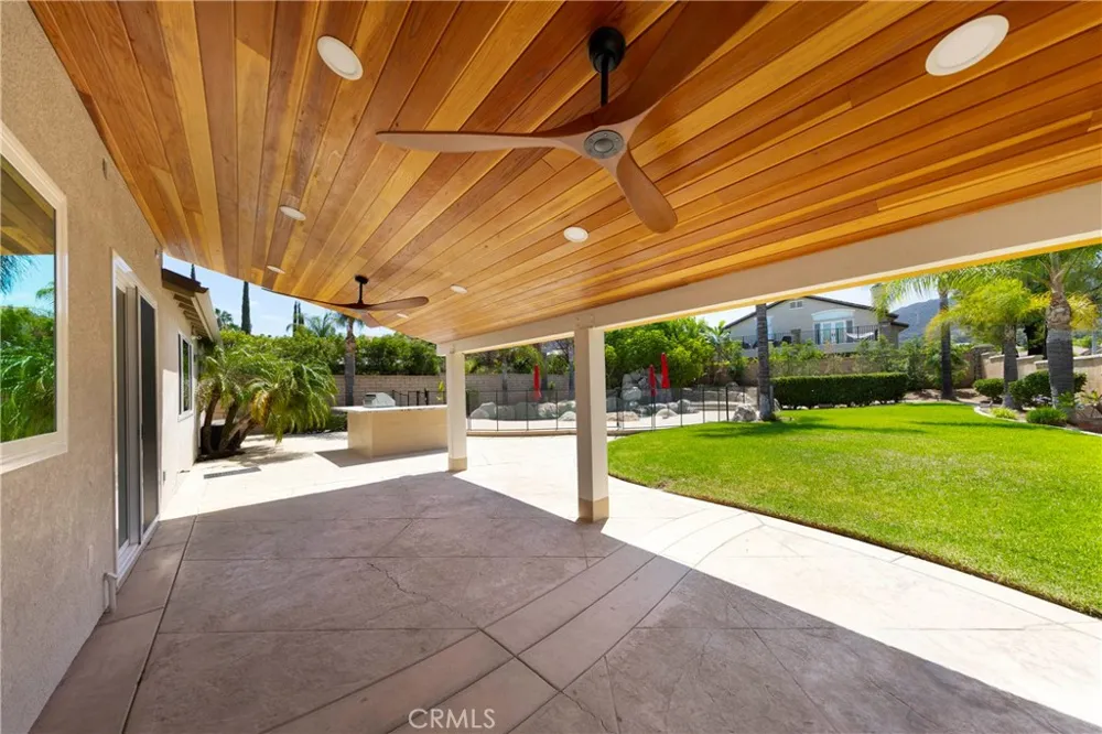 1806 Willowbluff Drive Corona, CA 92883