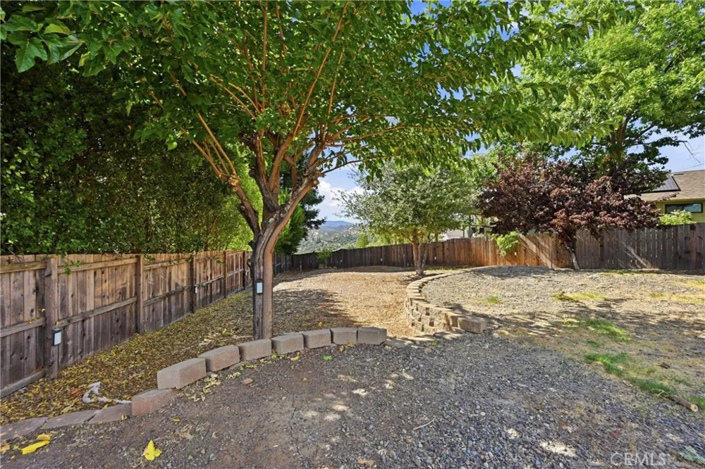 19527 Stonegate Hidden Valley Lake, CA 95467