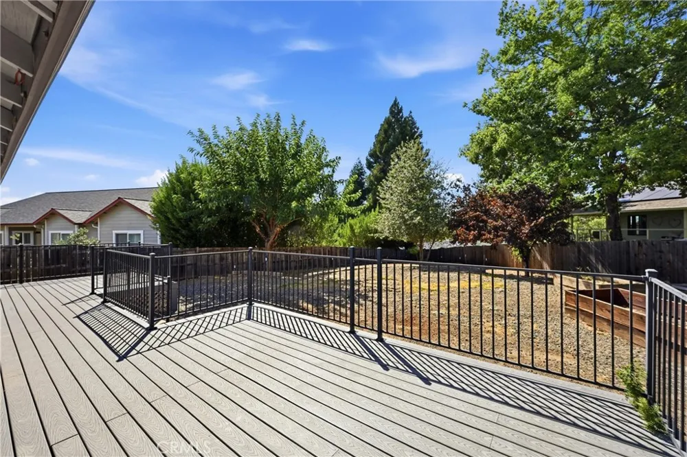 19527 Stonegate Hidden Valley Lake, CA 95467