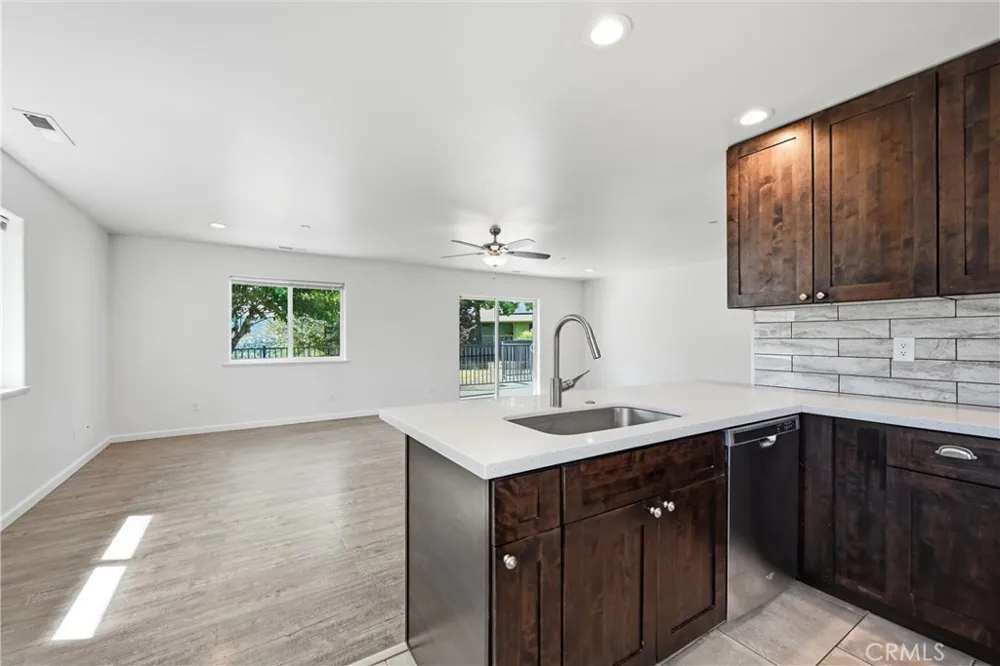 19527 Stonegate Hidden Valley Lake, CA 95467
