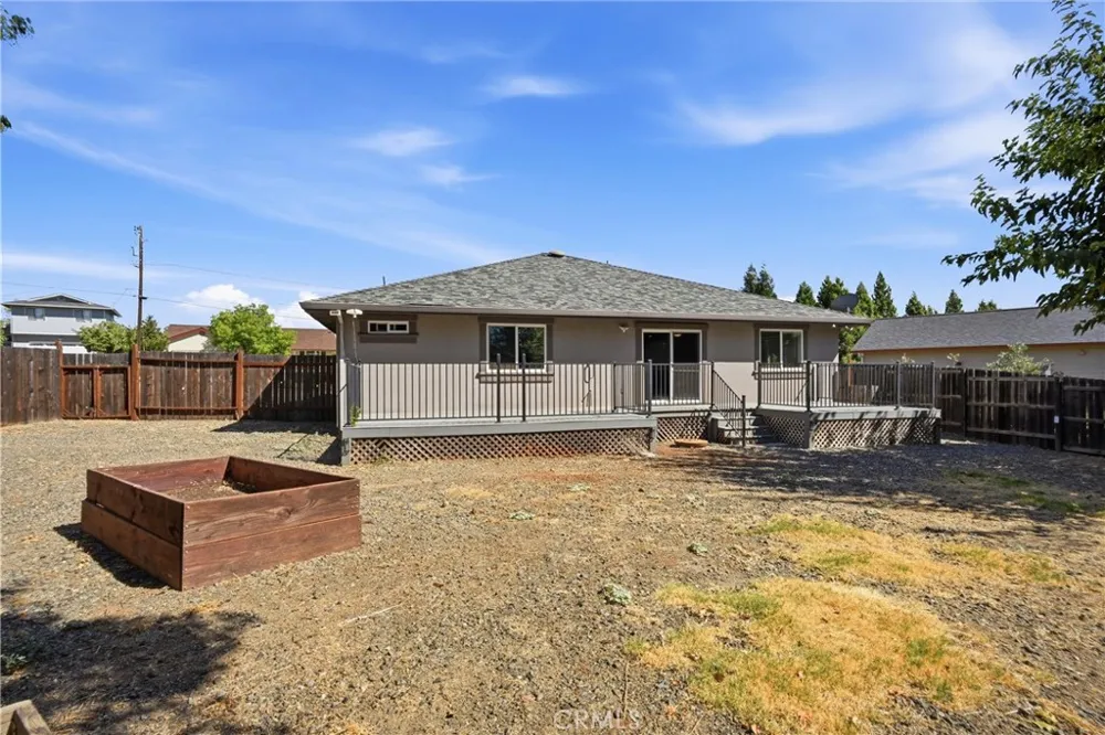 19527 Stonegate Hidden Valley Lake, CA 95467