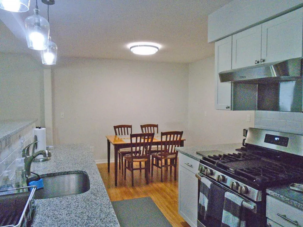 616 Leona Drive Ann Arbor, MI 48103