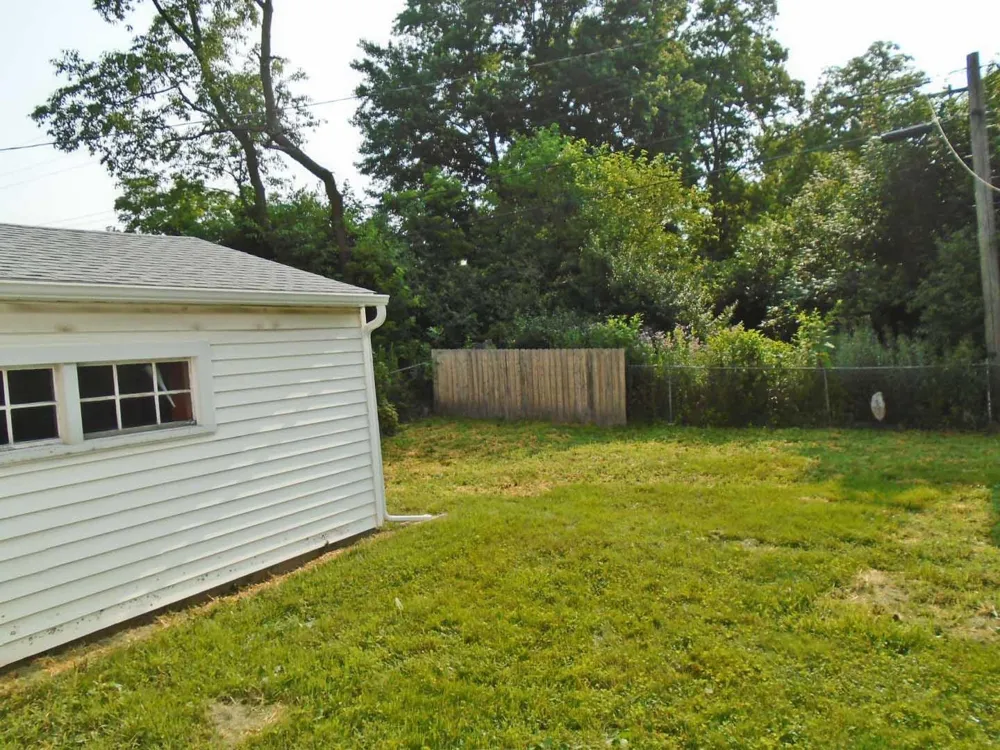 616 Leona Drive Ann Arbor, MI 48103