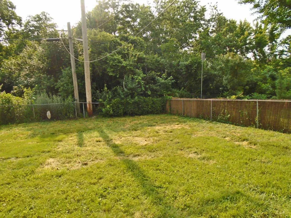 616 Leona Drive Ann Arbor, MI 48103