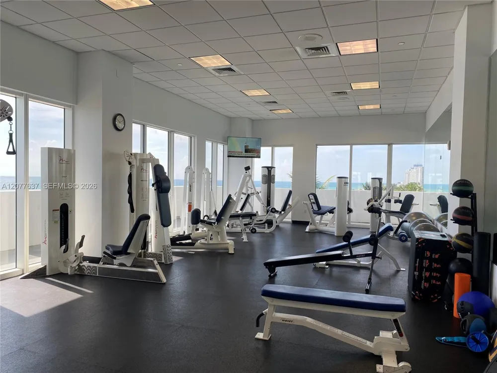 6365 Collins Ave #2005 Miami Beach, FL 33141