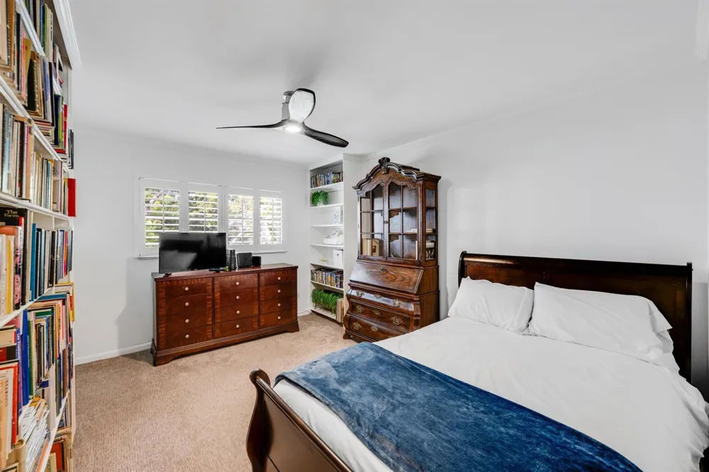 547 NE 7th Avenue #3a Fort Lauderdale, FL 33301