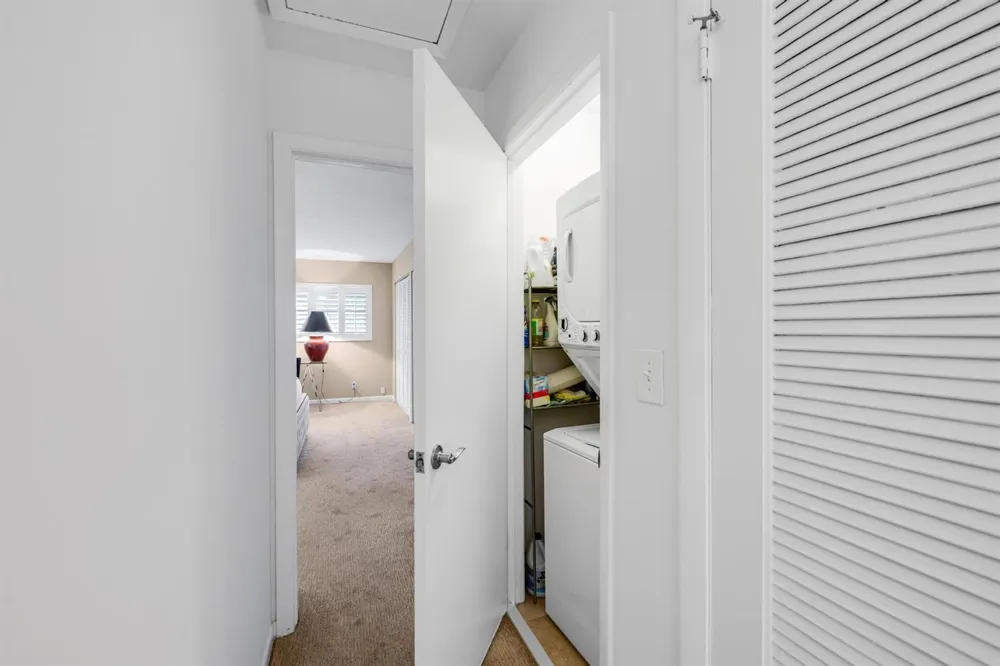 547 NE 7th Avenue #3a Fort Lauderdale, FL 33301