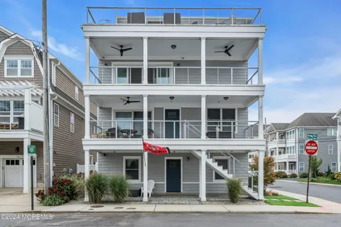 74 Ocean Terrace #1st Floor