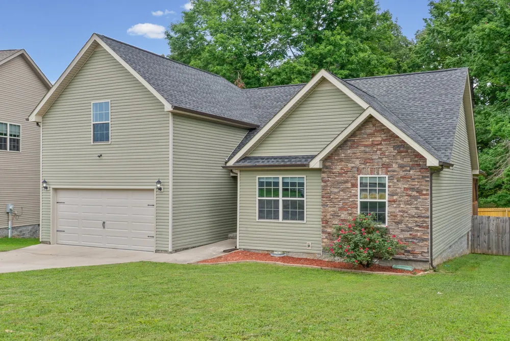 125 Sycamore Hill Dr Clarksville, TN 37042