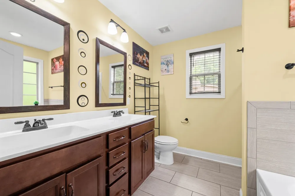 125 Sycamore Hill Dr Clarksville, TN 37042