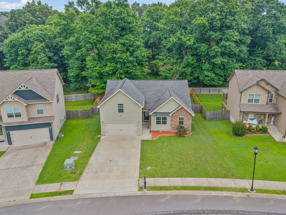 125 Sycamore Hill Dr Clarksville, TN 37042
