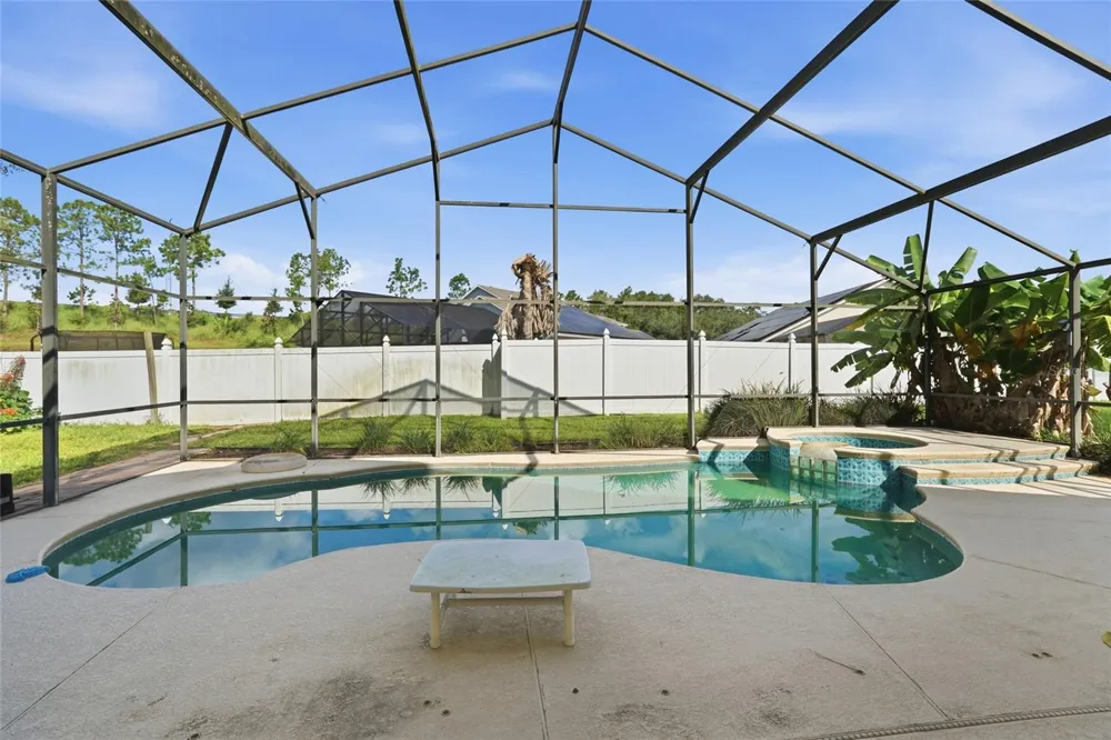 2915 BLOOMING ALAMANDA LOOP Kissimmee, FL 34747