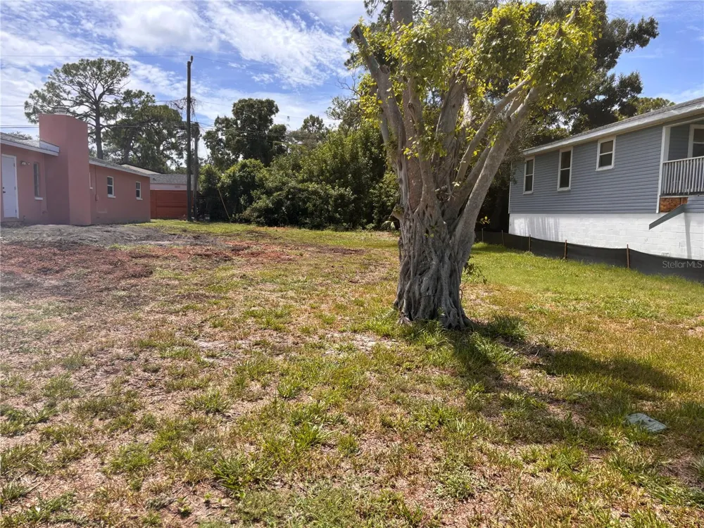 0000 S 29 AVENUE S St Petersburg, FL 33711