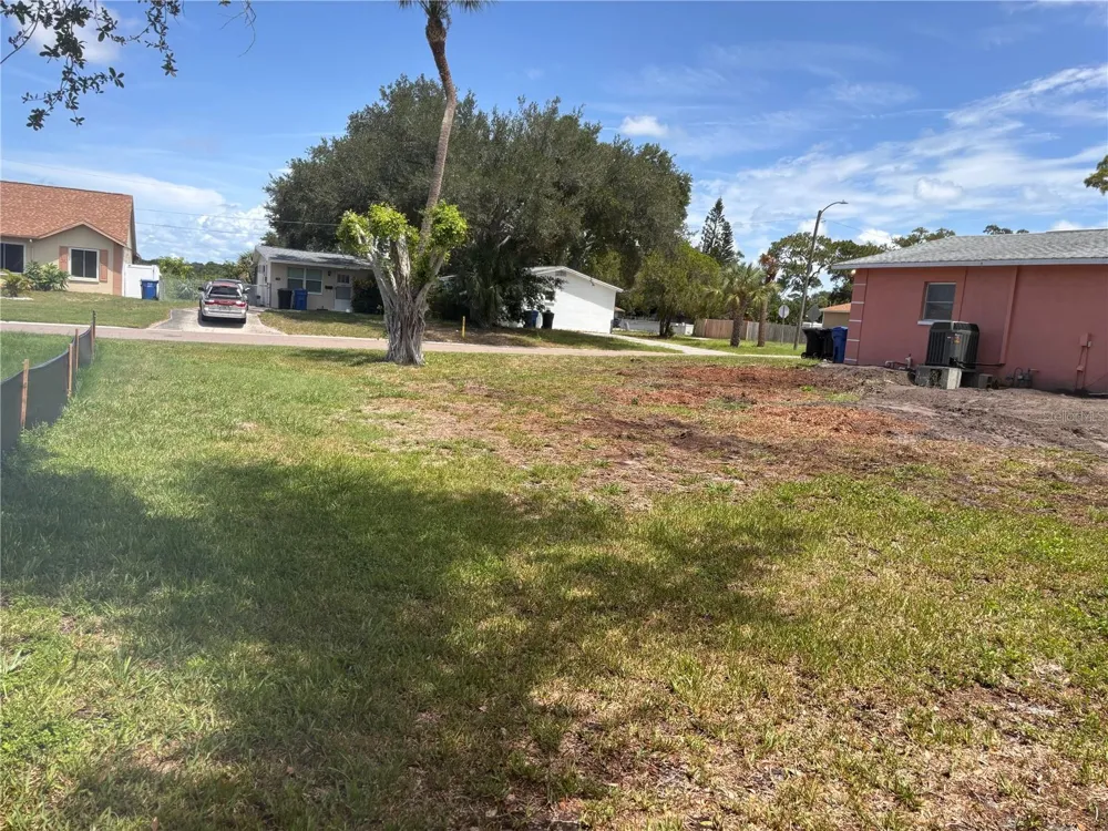 0000 S 29 AVENUE S St Petersburg, FL 33711