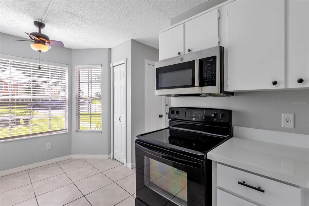 2037 WATERLEAF STREET Orlando, FL 32837