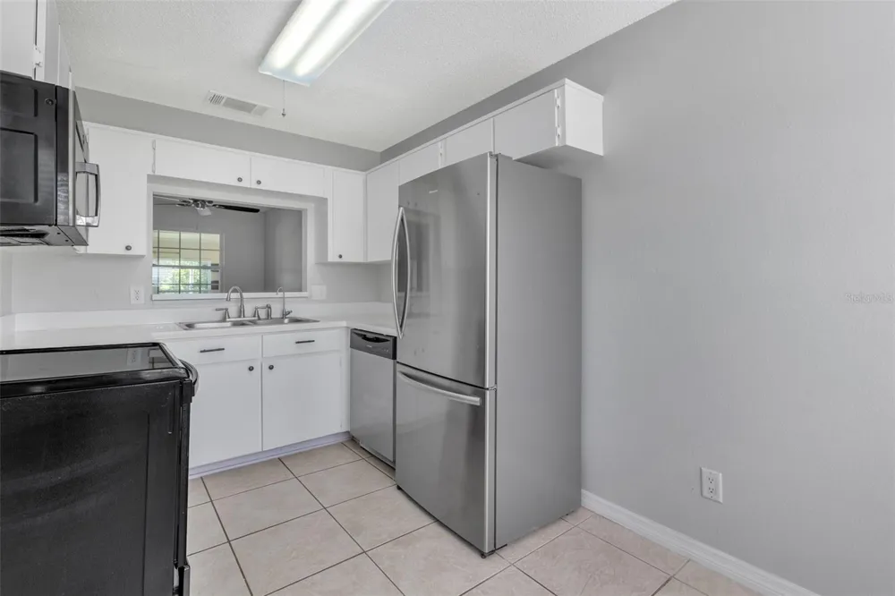 2037 WATERLEAF STREET Orlando, FL 32837
