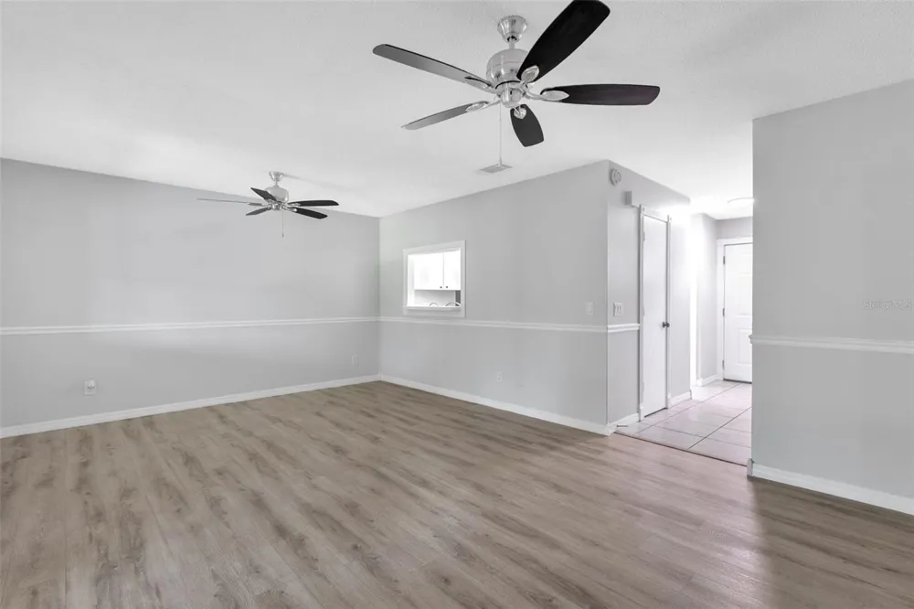 2037 WATERLEAF STREET Orlando, FL 32837