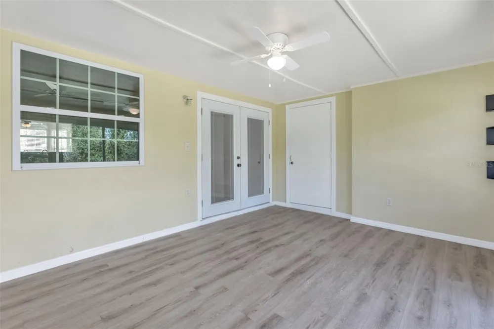 2037 WATERLEAF STREET Orlando, FL 32837