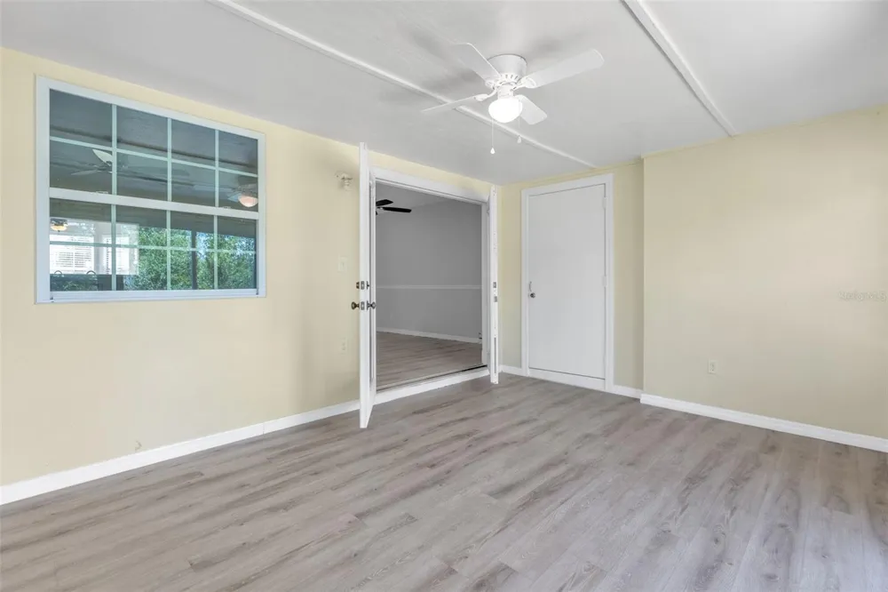 2037 WATERLEAF STREET Orlando, FL 32837