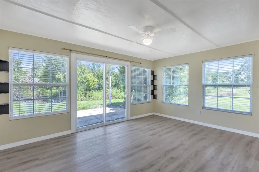 2037 WATERLEAF STREET Orlando, FL 32837