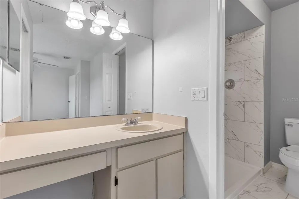 2037 WATERLEAF STREET Orlando, FL 32837