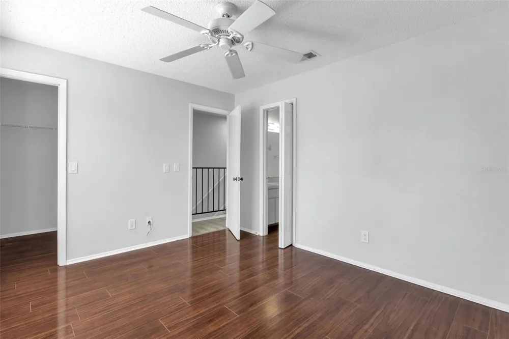 2037 WATERLEAF STREET Orlando, FL 32837
