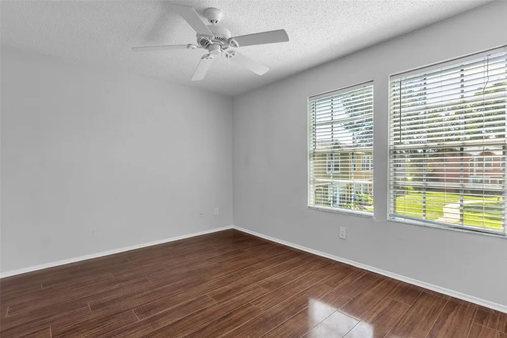 2037 WATERLEAF STREET Orlando, FL 32837