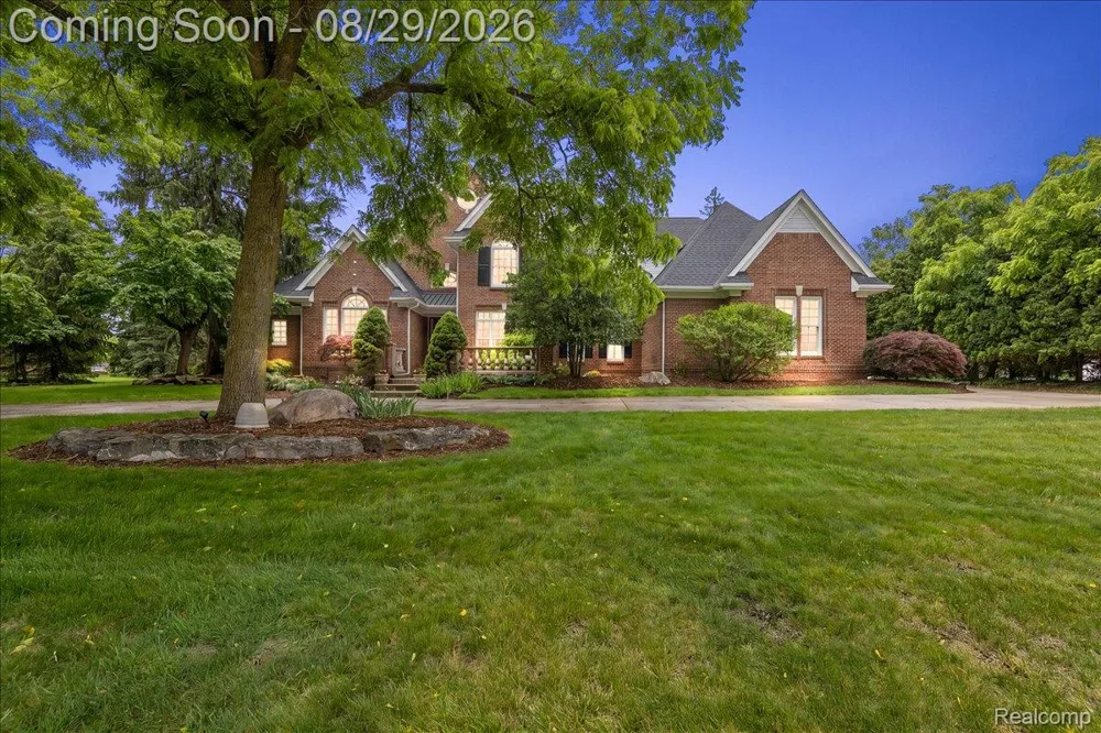 5022 Lone Pine Lane Bloomfield Hills City, MI 48302