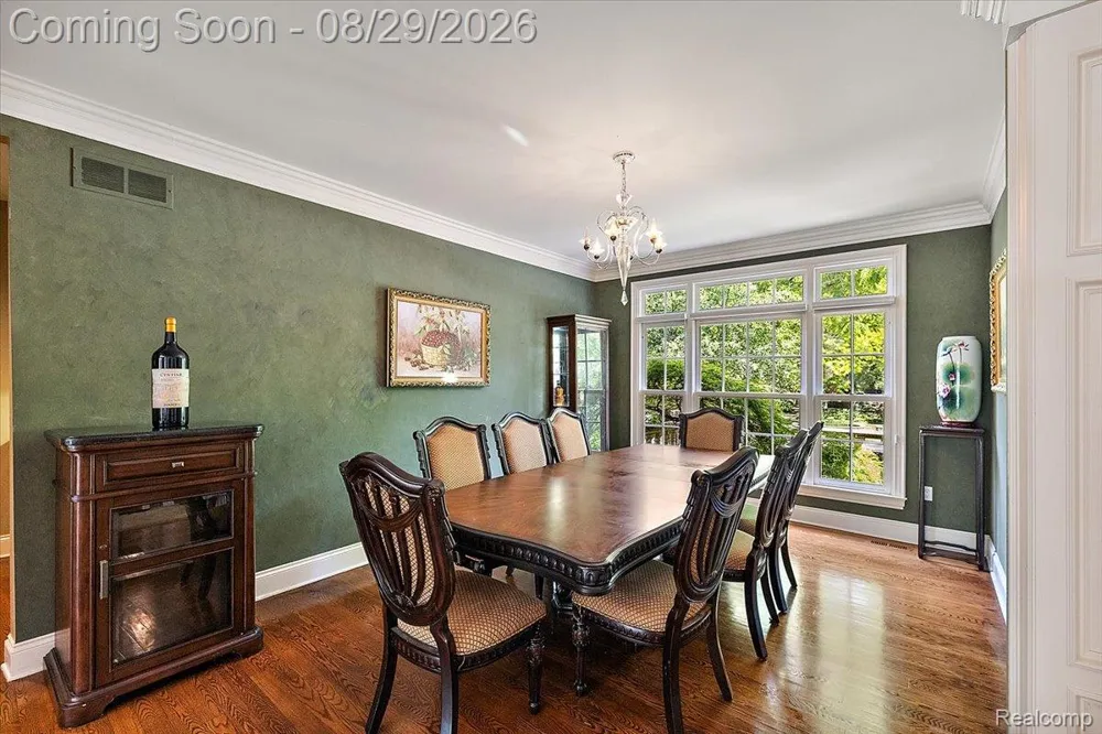 5022 Lone Pine Lane Bloomfield Hills City, MI 48302