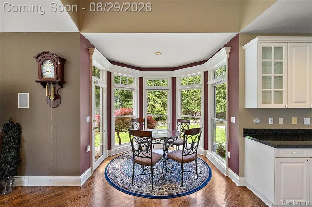 5022 Lone Pine Lane Bloomfield Hills City, MI 48302