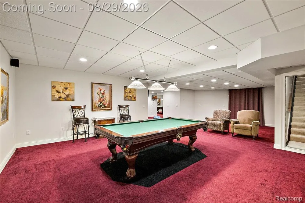 5022 Lone Pine Lane Bloomfield Hills City, MI 48302