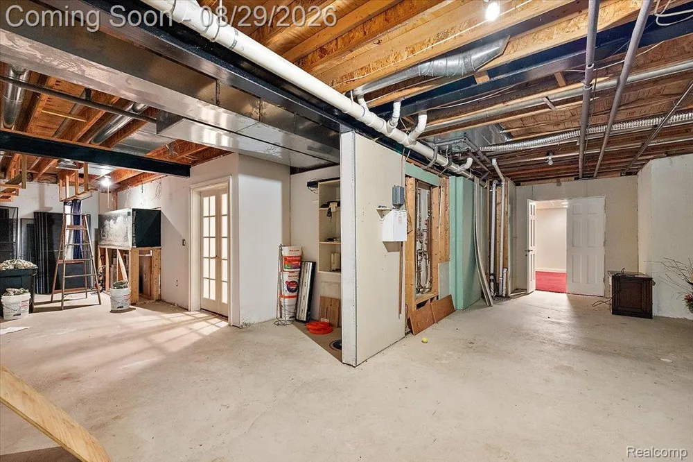 5022 Lone Pine Lane Bloomfield Hills City, MI 48302