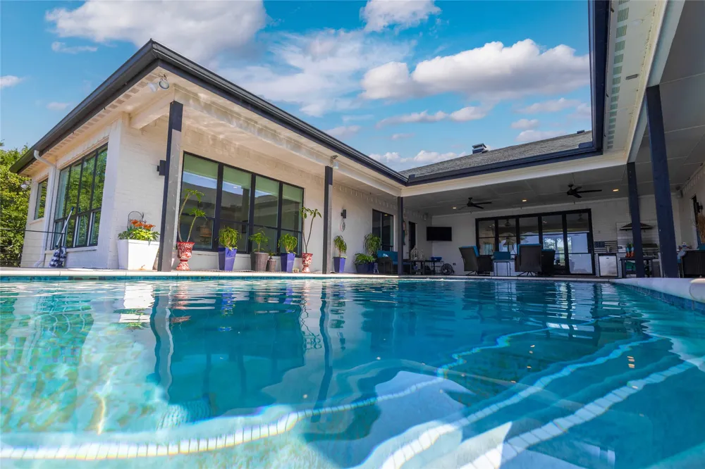 582 Oak Point Drive May, TX 76857